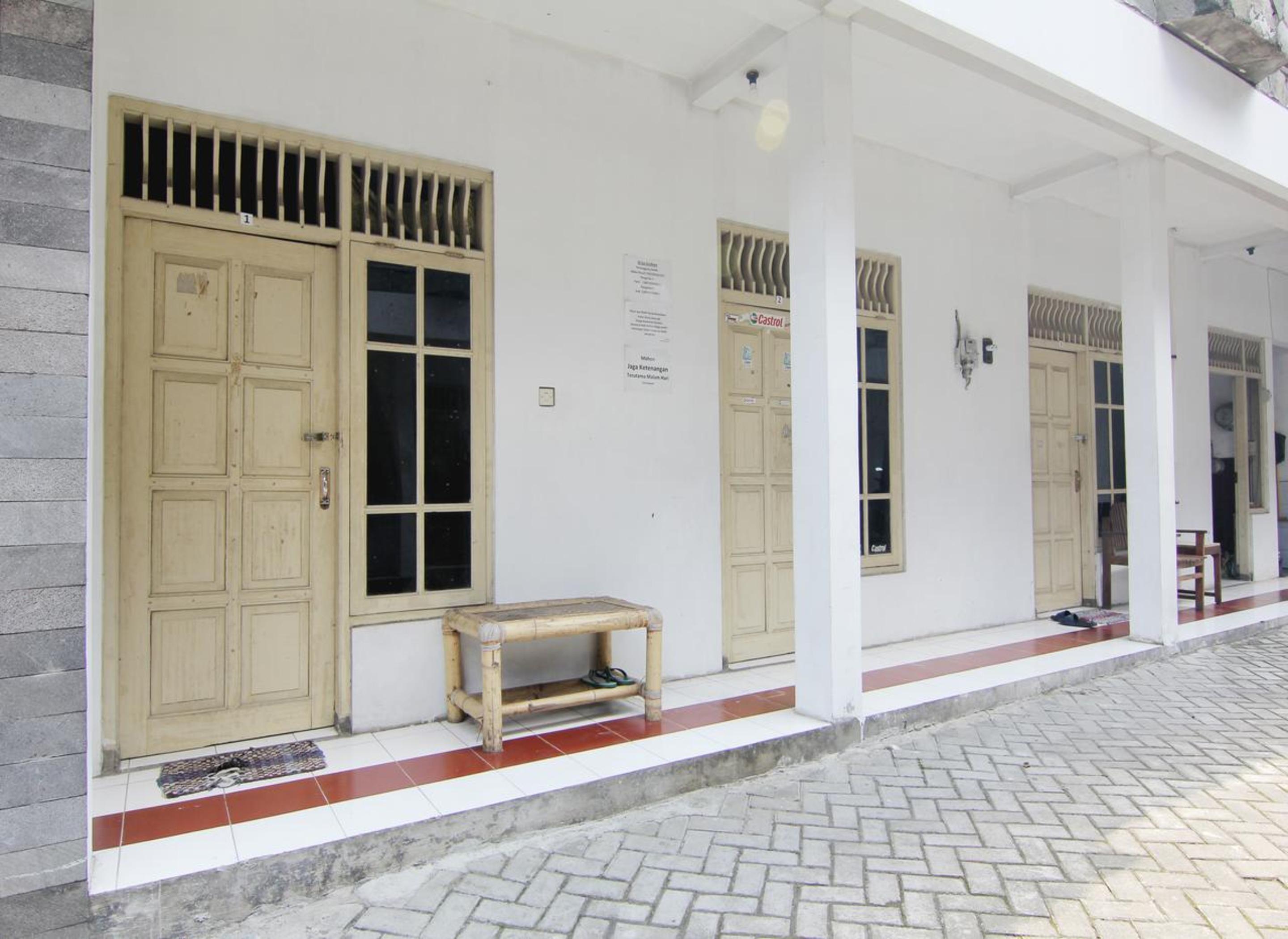 Griya Godean Syariah Yogyakarta By Zuzu