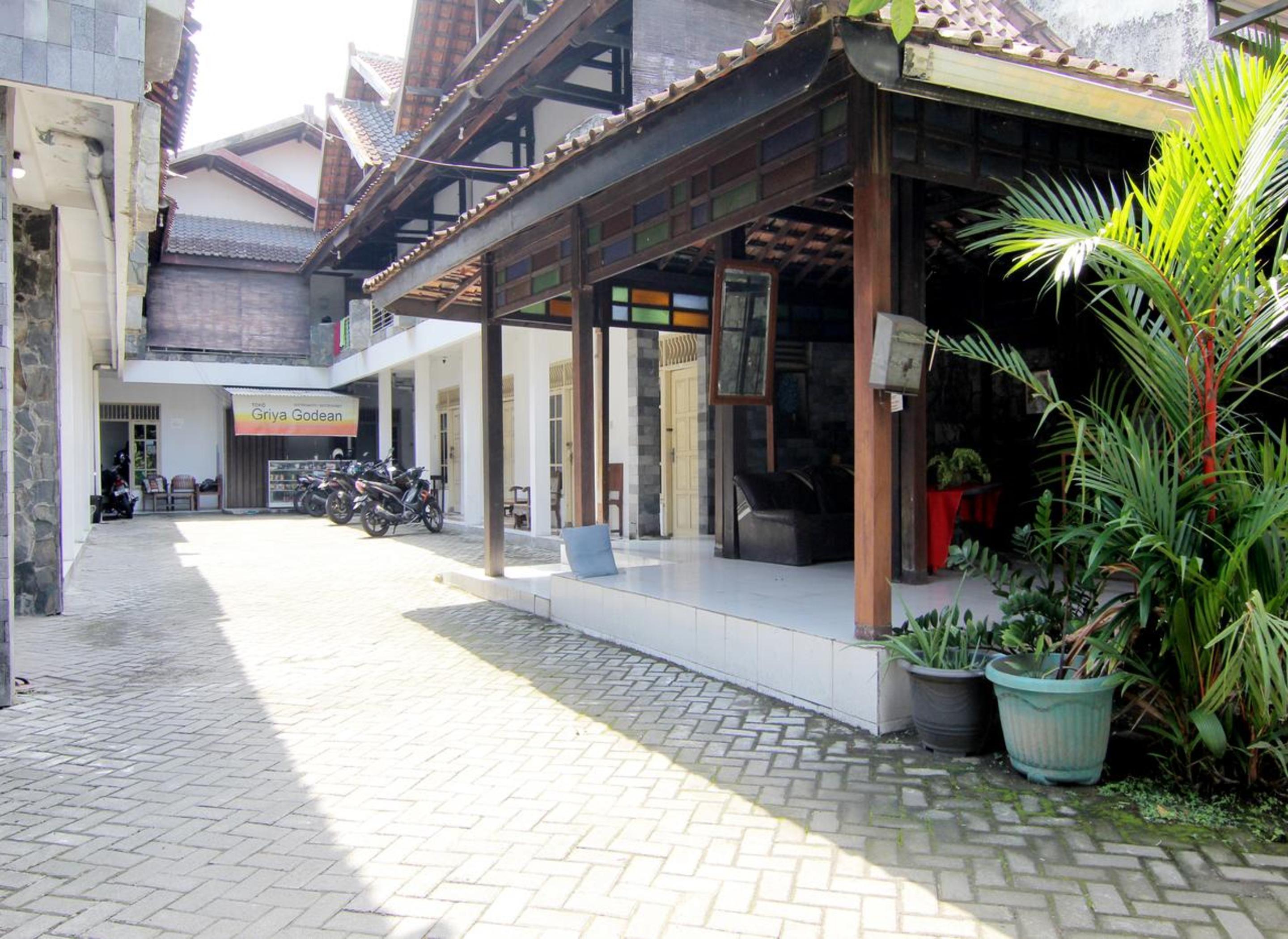 Griya Godean Syariah Yogyakarta By Zuzu 3*